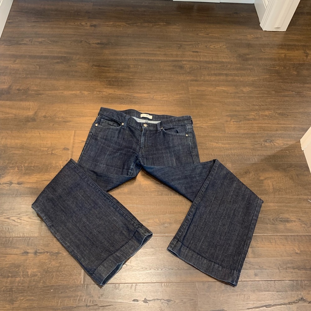 Express Deluxe Premium Denim Size 31 Bootleg Jeans